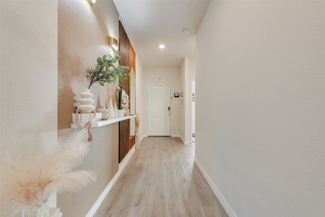 10501 Fountain Gate Street, Aubrey, TX 76227