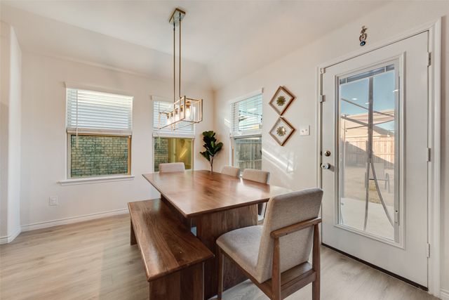 10501 Fountain Gate Street, Aubrey, TX 76227