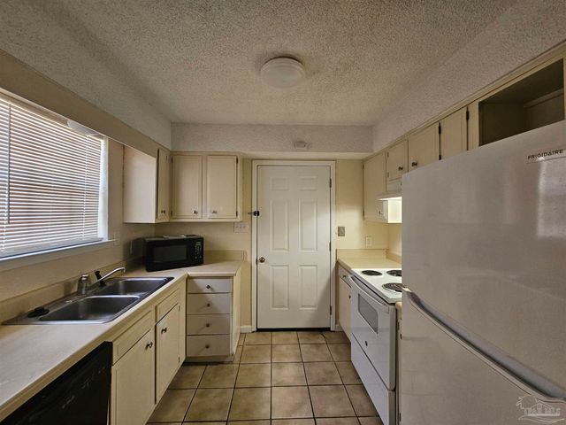 5604 Scotland Ter, Pensacola, FL 32526