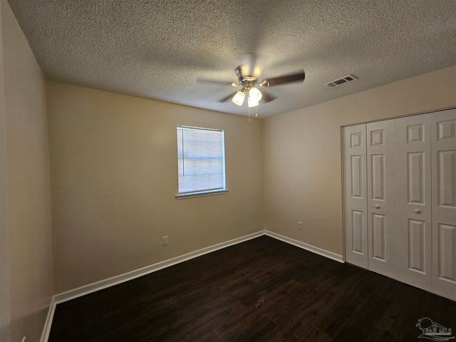 5604 Scotland Ter, Pensacola, FL 32526