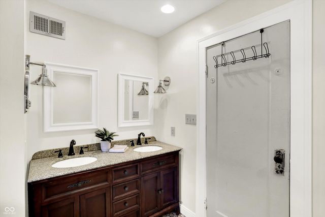 3240 Ruckle Street, Indianapolis, IN 46205