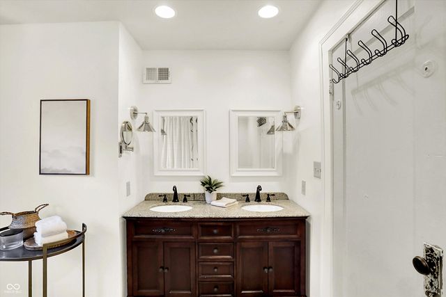 3240 Ruckle Street, Indianapolis, IN 46205