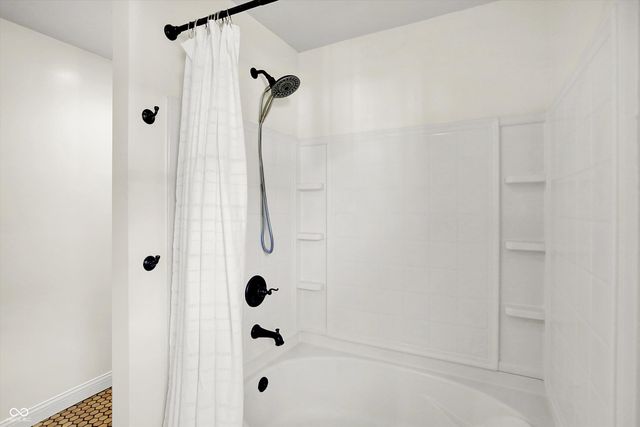 3240 Ruckle Street, Indianapolis, IN 46205