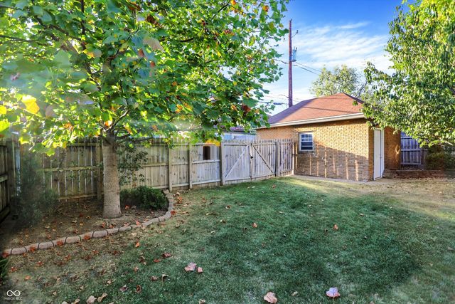 3240 Ruckle Street, Indianapolis, IN 46205