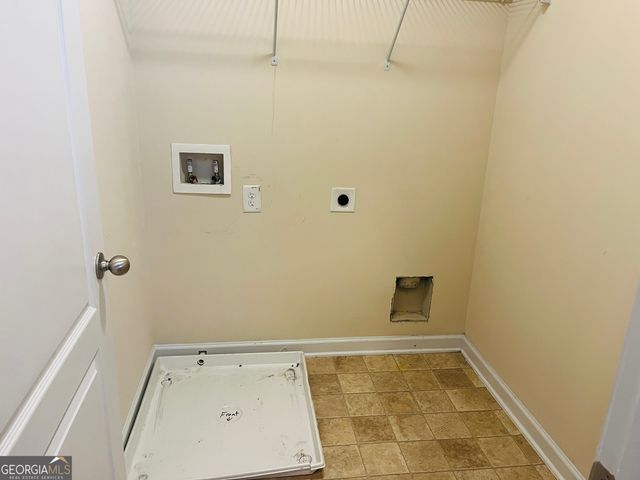 233 Bobbie Way, Woodstock, GA 30189