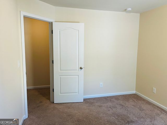 233 Bobbie Way, Woodstock, GA 30189