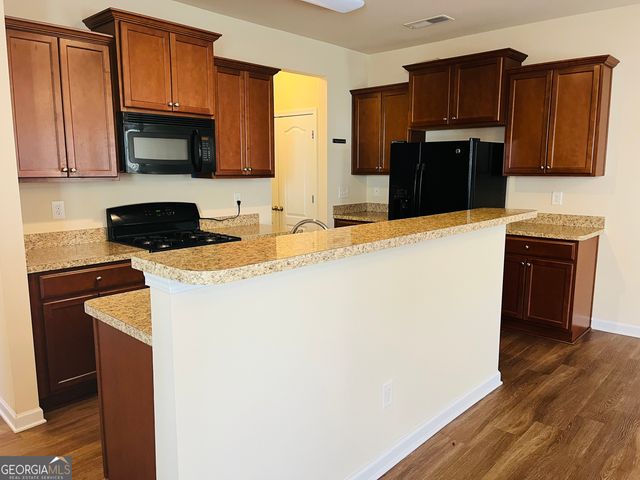 233 Bobbie Way, Woodstock, GA 30189