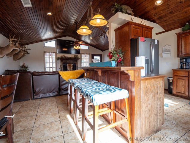 8446 E Greasy Bend Road, Stringtown, OK 74569