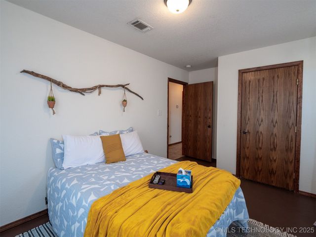 8446 E Greasy Bend Road, Stringtown, OK 74569