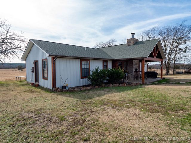 8446 E Greasy Bend Road, Stringtown, OK 74569