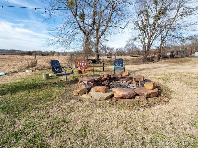 8446 E Greasy Bend Road, Stringtown, OK 74569