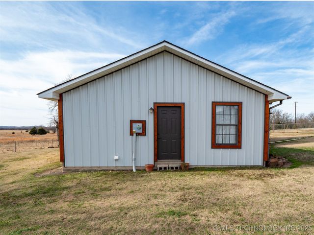 8446 E Greasy Bend Road, Stringtown, OK 74569