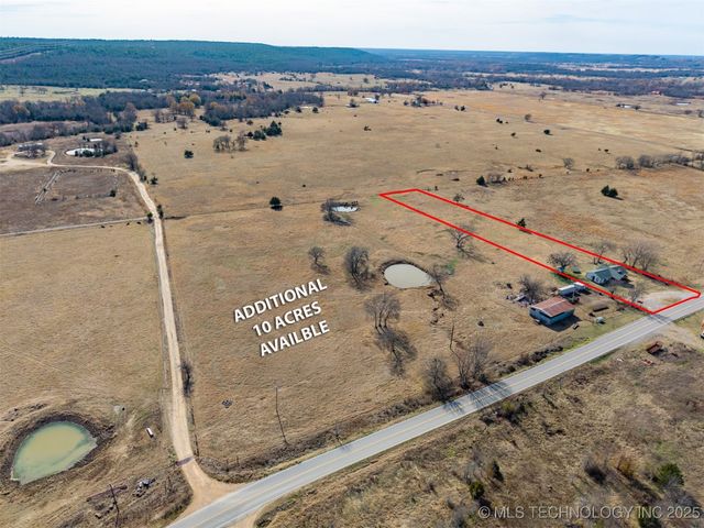 8446 E Greasy Bend Road, Stringtown, OK 74569