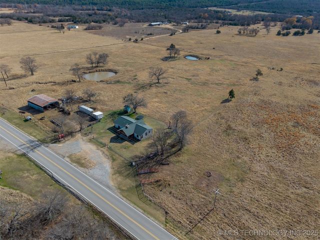 8446 E Greasy Bend Road, Stringtown, OK 74569