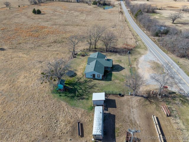 8446 E Greasy Bend Road, Stringtown, OK 74569