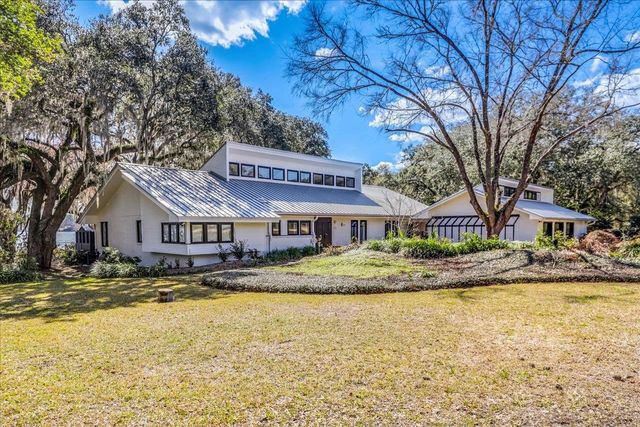 3726 Lakeview Drive, Tallahassee, FL 32310