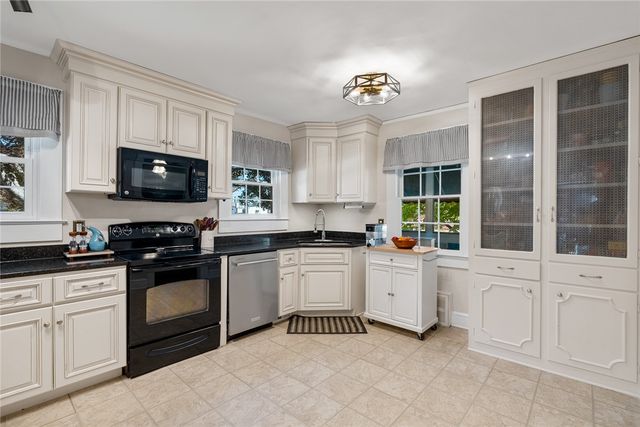 2615 E North Avenue, Anderson, SC 29625