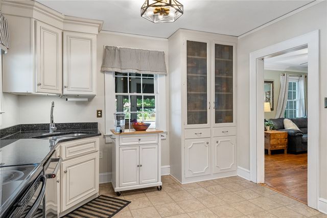 2615 E North Avenue, Anderson, SC 29625