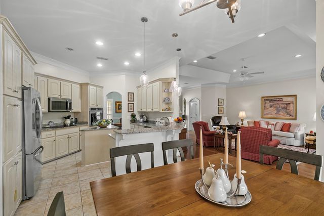 202 Wicklow, Dothan, AL 36303