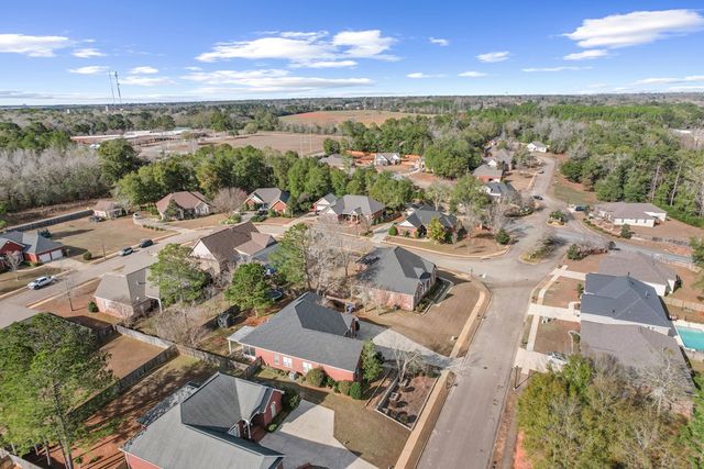 202 Wicklow, Dothan, AL 36303