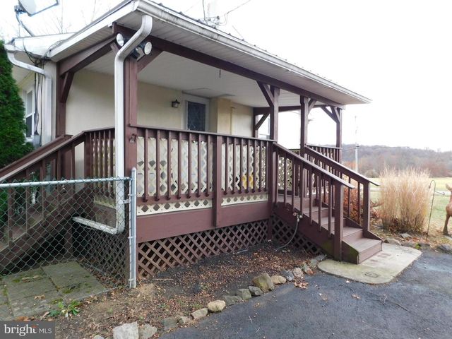 115 LIMEKILN RD, Bechtelsville, PA 19505