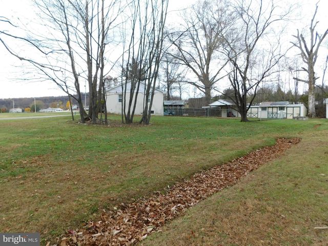 115 LIMEKILN RD, Bechtelsville, PA 19505