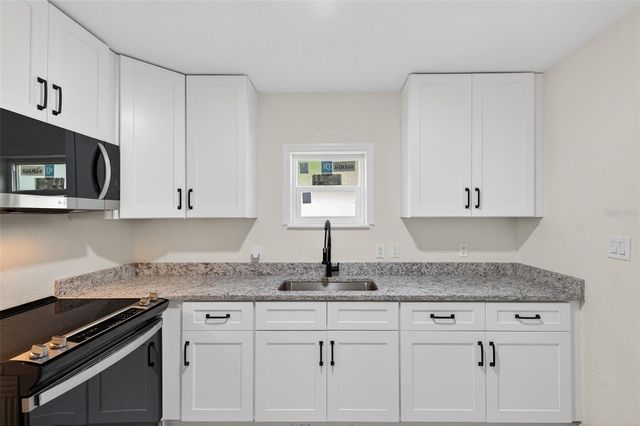 5136 68TH STREET N, St Petersburg, FL 33709