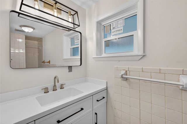 5136 68TH STREET N, St Petersburg, FL 33709