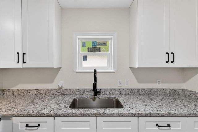 5136 68TH STREET N, St Petersburg, FL 33709