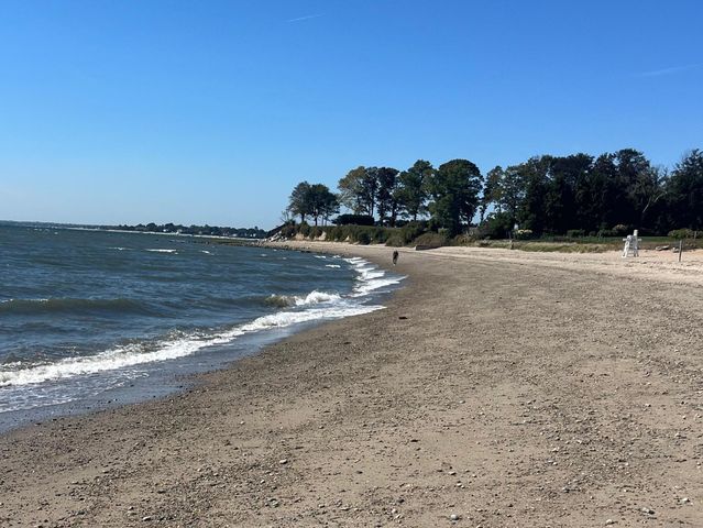 650 South Pine Creek Road, Fairfield, CT 06824