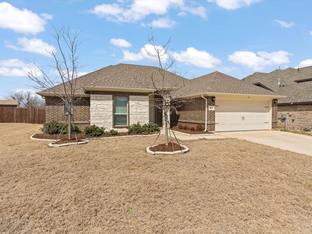 803 Comal Drive, Mansfield, TX 76063