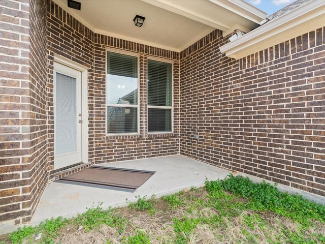 803 Comal Drive, Mansfield, TX 76063