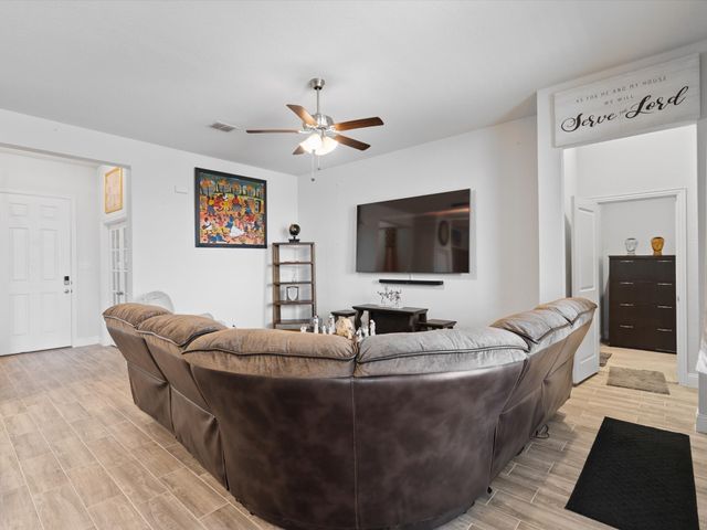 803 Comal Drive, Mansfield, TX 76063