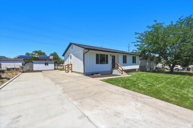 3764 S VALLEY FORGE RD, Magna, UT 84044