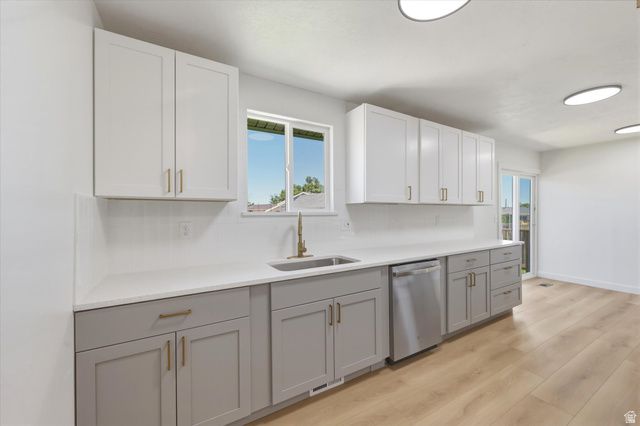 3764 S VALLEY FORGE RD, Magna, UT 84044