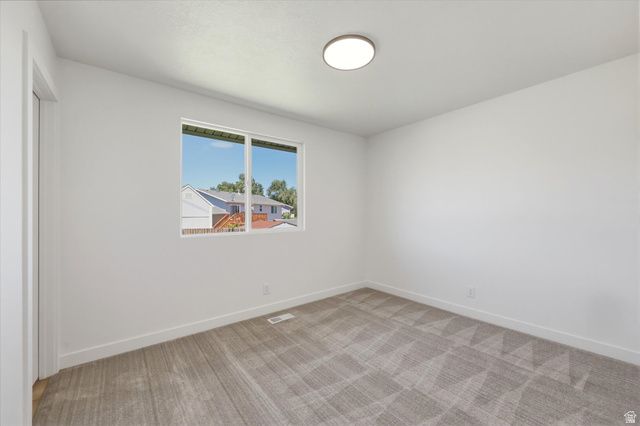 3764 S VALLEY FORGE RD, Magna, UT 84044