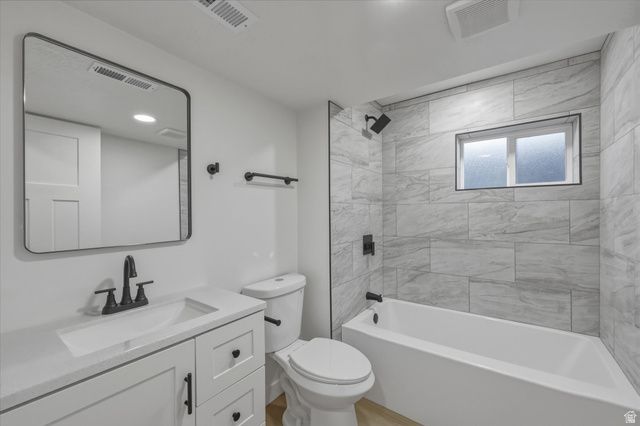 3764 S VALLEY FORGE RD, Magna, UT 84044