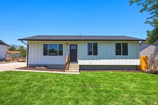 3764 S VALLEY FORGE RD, Magna, UT 84044