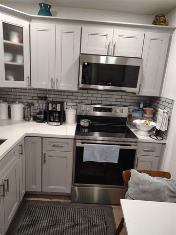 3550 NW 8th Avenue 712, Pompano Beach, FL 33064