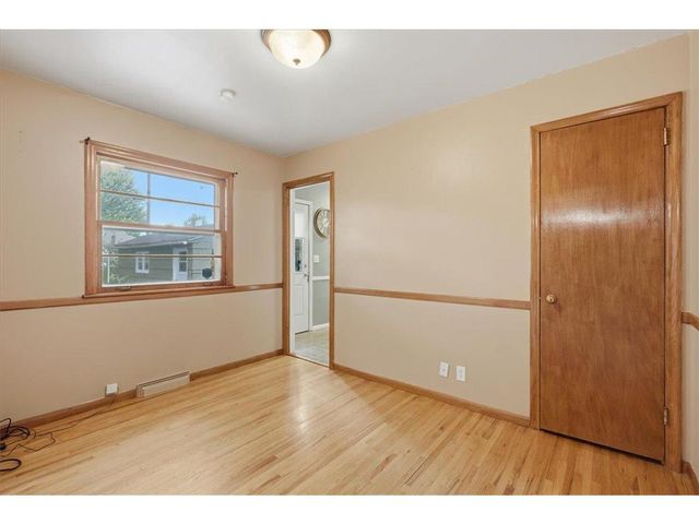 9104 Stanlen Road, Saint Louis Park, MN 55426