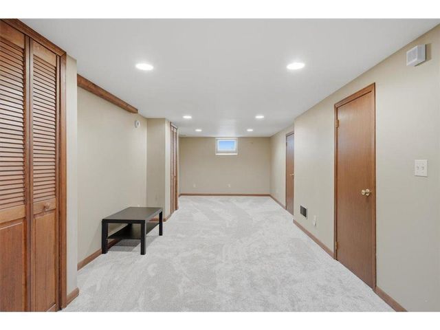9104 Stanlen Road, Saint Louis Park, MN 55426