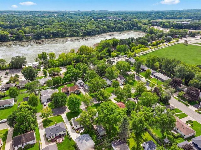 9104 Stanlen Road, Saint Louis Park, MN 55426