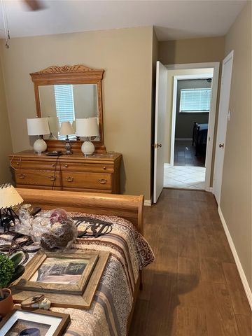 342 Still Forest Street, Liberty, TX 77575