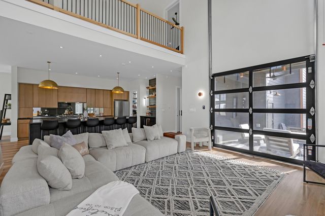 5376 Maple Drive, Lewis Center, OH 43035