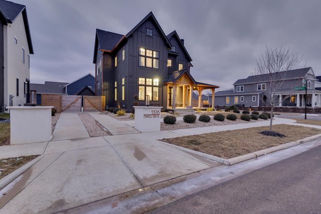 5376 Maple Drive, Lewis Center, OH 43035