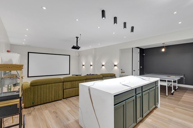 5376 Maple Drive, Lewis Center, OH 43035