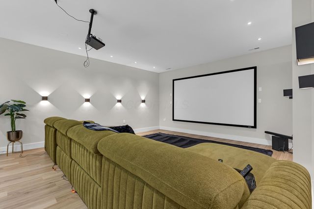 5376 Maple Drive, Lewis Center, OH 43035