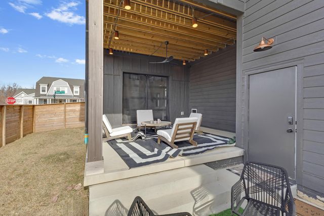 5376 Maple Drive, Lewis Center, OH 43035