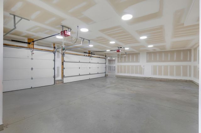 5376 Maple Drive, Lewis Center, OH 43035