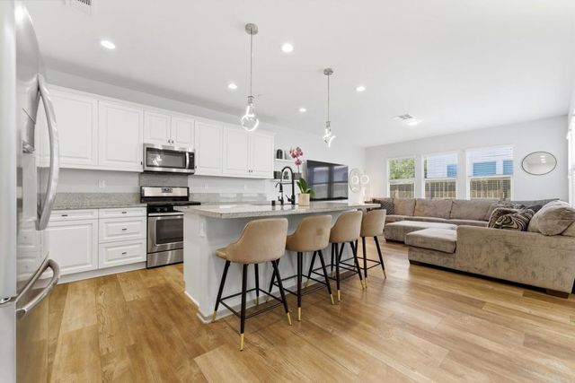 1332 Camino Carmelo, Chula Vista, CA 91913